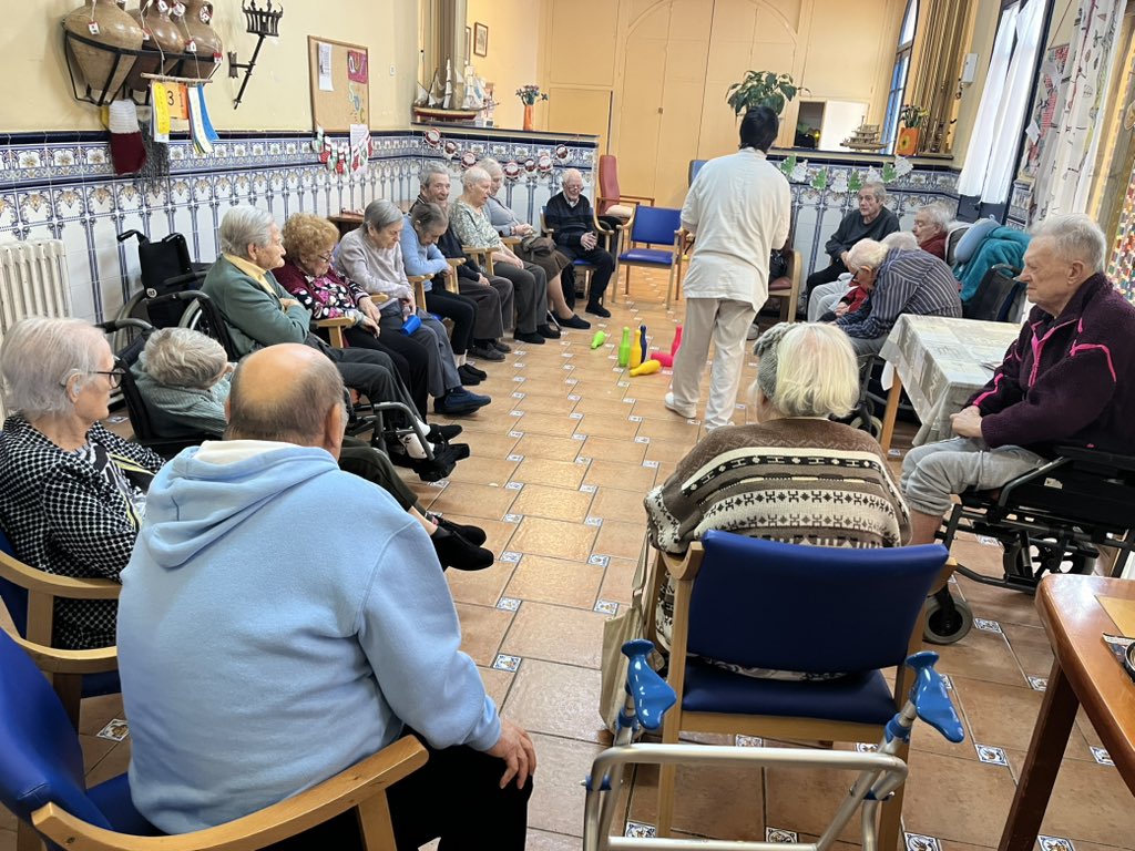 vibentia's tweet photo. Acabem l’any posant-nos en forma amb en Lluís https://t.co/sKFXHYCoXh