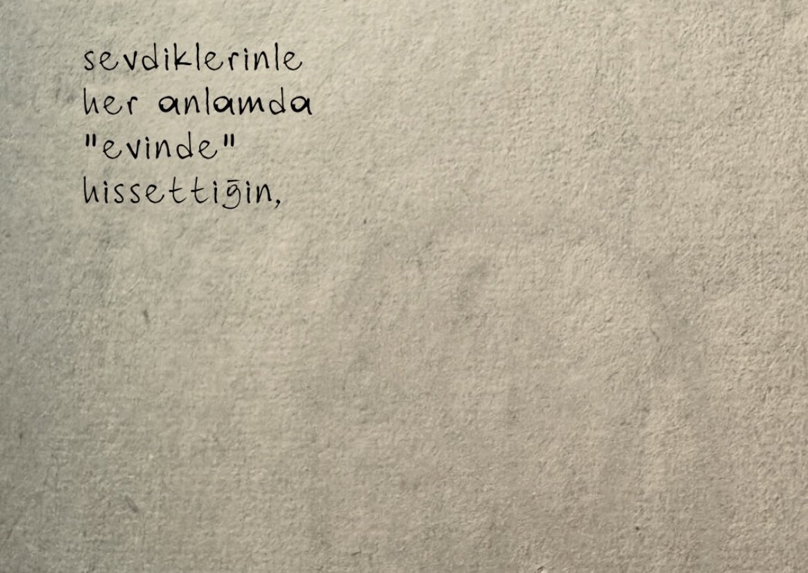 aysegulllaydn's tweet photo. Yeni yıldan dileğim ✨ 
Güzellikler gel 2026 🐞🤍 https://t.co/Yw5hFdtlzZ