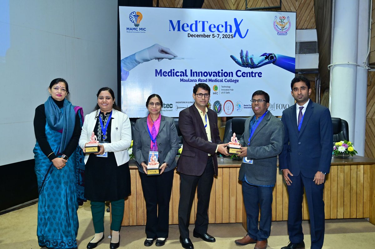 SBILabIIITD's tweet photo. Prof. @DrAnubhaGupta  shared powerful insights at MAMC MedTechX (Maulana Azad Medical College) on building trust, aligning goals, and driving innovation through rapid prototyping and collaboration.
Healthcare innovation thrives when clinicians, engineers &amp; industry work together. https://t.co/UePBq7m1o5