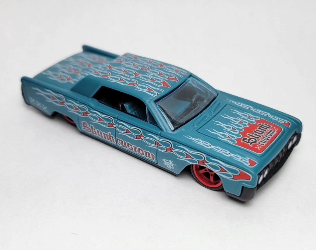 SkunkDie's tweet image. '64 Lincoln Continental Custom 

完成📷