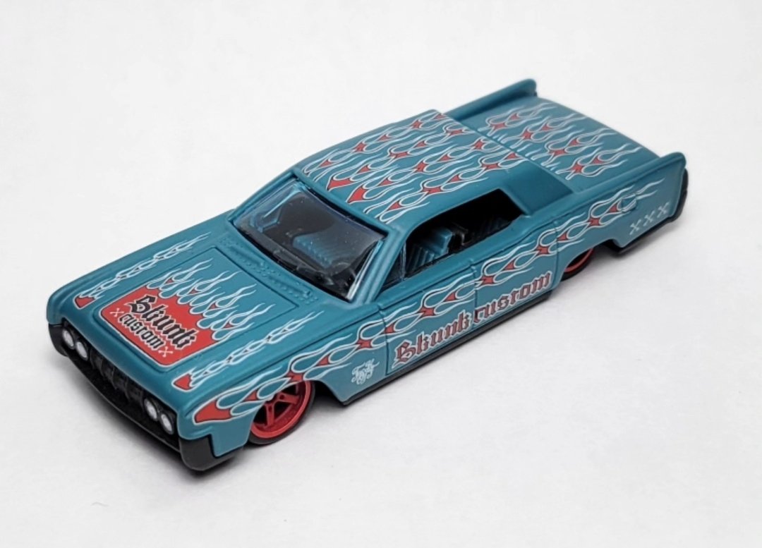 SkunkDie's tweet image. '64 Lincoln Continental Custom 

完成📷