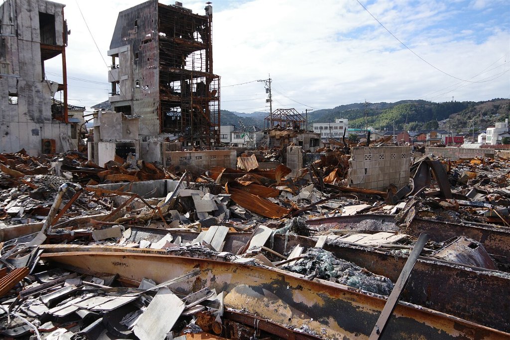 1 January 2024 7:10 UT
Mw7.5 #earthquake hit Noto pen, Ishigawa, Honshu, Japan, causing great destruction, killing 504 people (228 direct). Landslides and #tsunami at Sea of Japan. Felt from Aomori to Kyushu.
earthquake.usgs.gov/earthquakes/ev…
emsc-csem.org/Earthquake_inf…
en.wikipedia.org/wiki/2024_Noto…