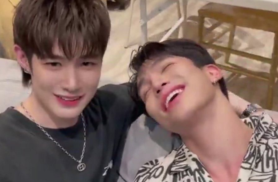 คัยถามเอ็มแม้กอายุเลข 3 แล้วจิงเหรอ ถามมาด้าย จิงสิ 3 ขวบ ชอบอ้อนบี๋