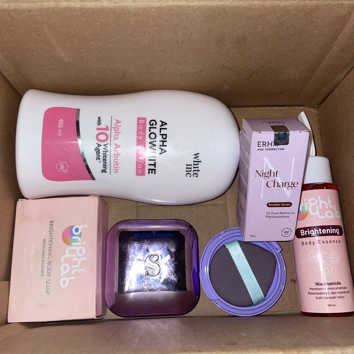 azeclair's tweet image. giveaway new year semua produk di sini buat 1 orang✨

• rt like tweet ini
• follow me
• reply “sho suda”

ends suka2. good luck!