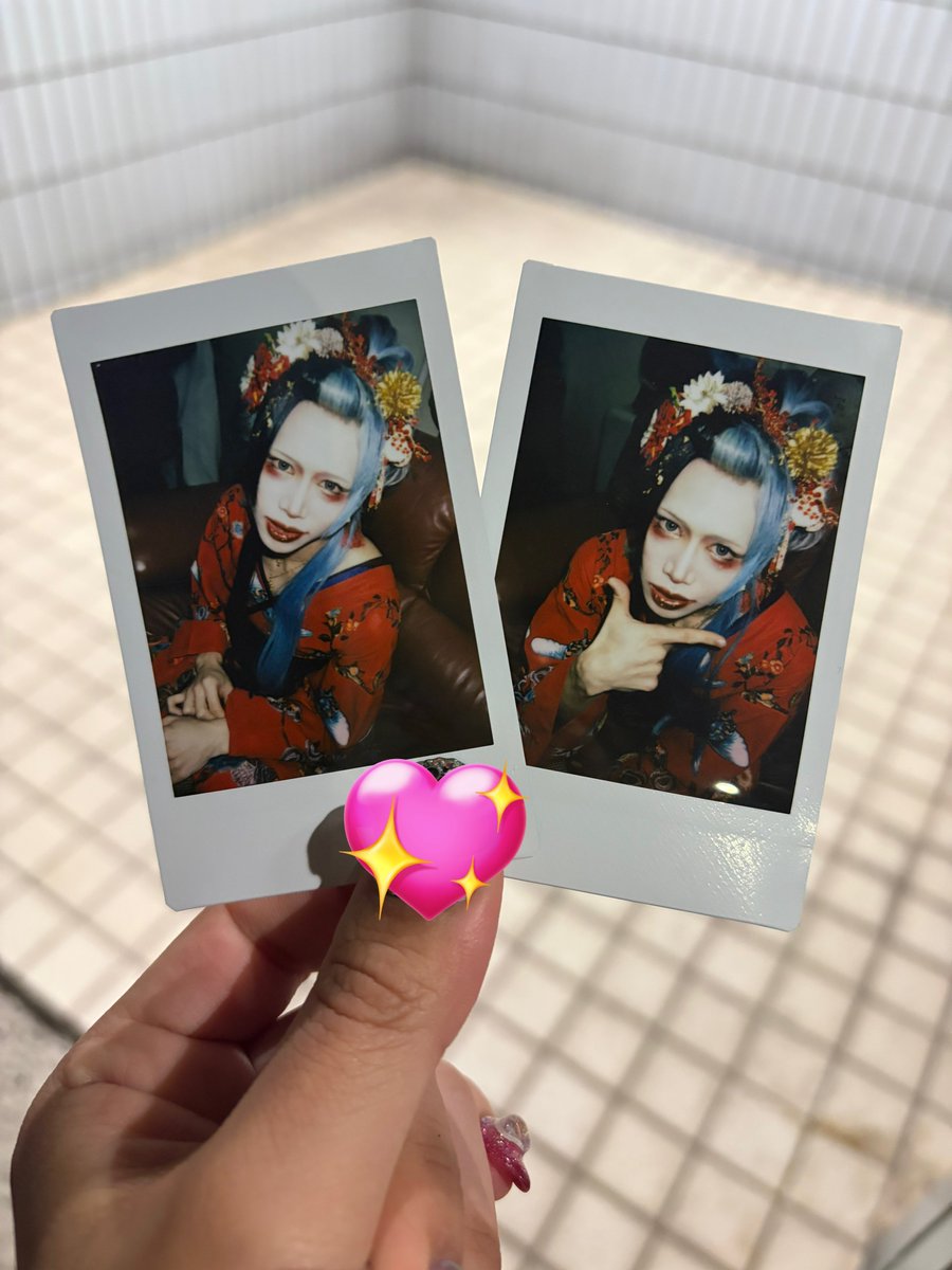 お譲りします/交換お願いします】 0.1gの誤算 12/31 当日チェキ 譲