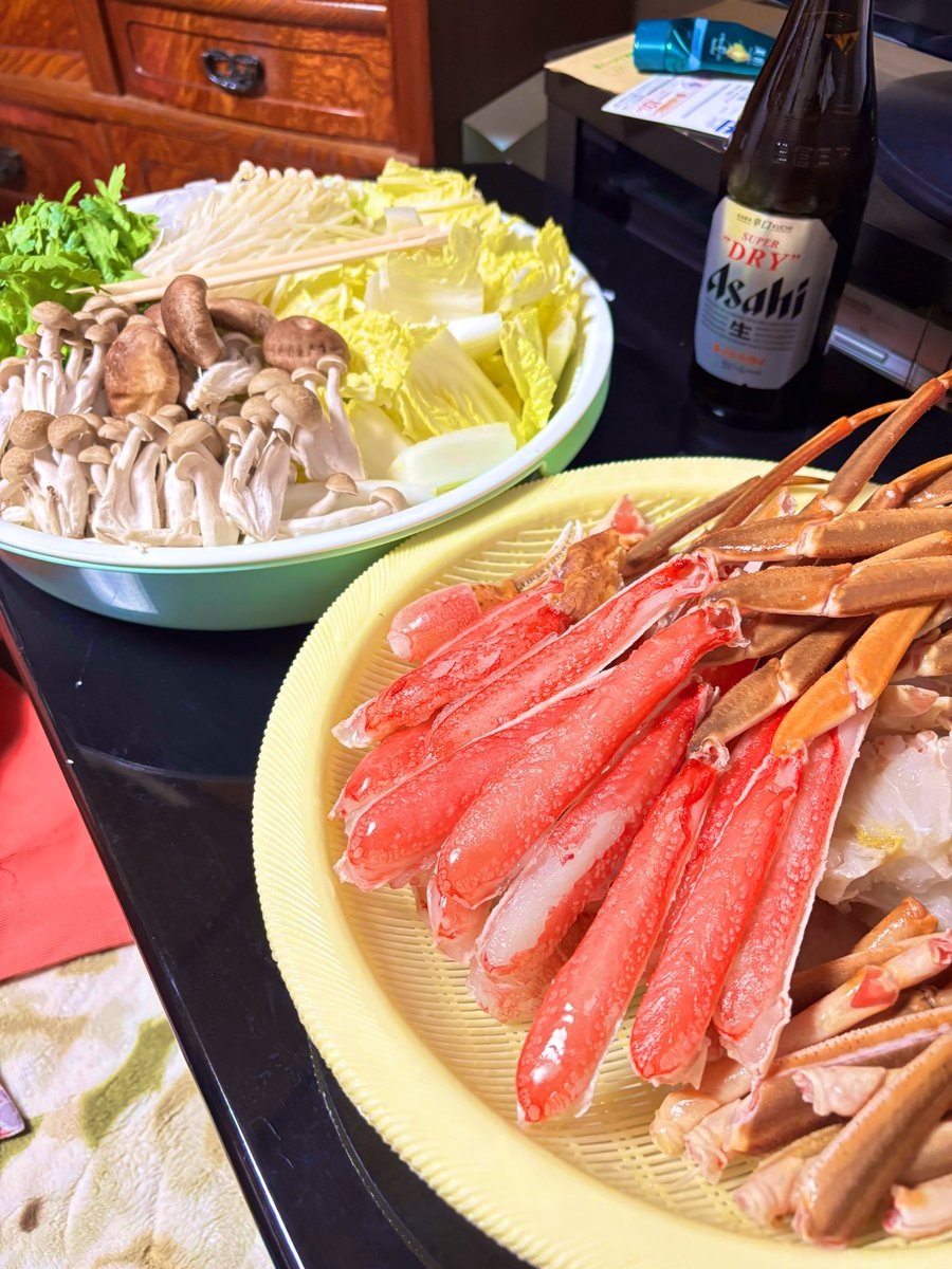 ryo_UberEATS's tweet photo. 毎年恒例年末は山形のばあちゃん家へ🚙
カニ鍋🦀上手すぎ😍
年越しそばのお腹残しとかないと... https://t.co/FLIazAu8n5