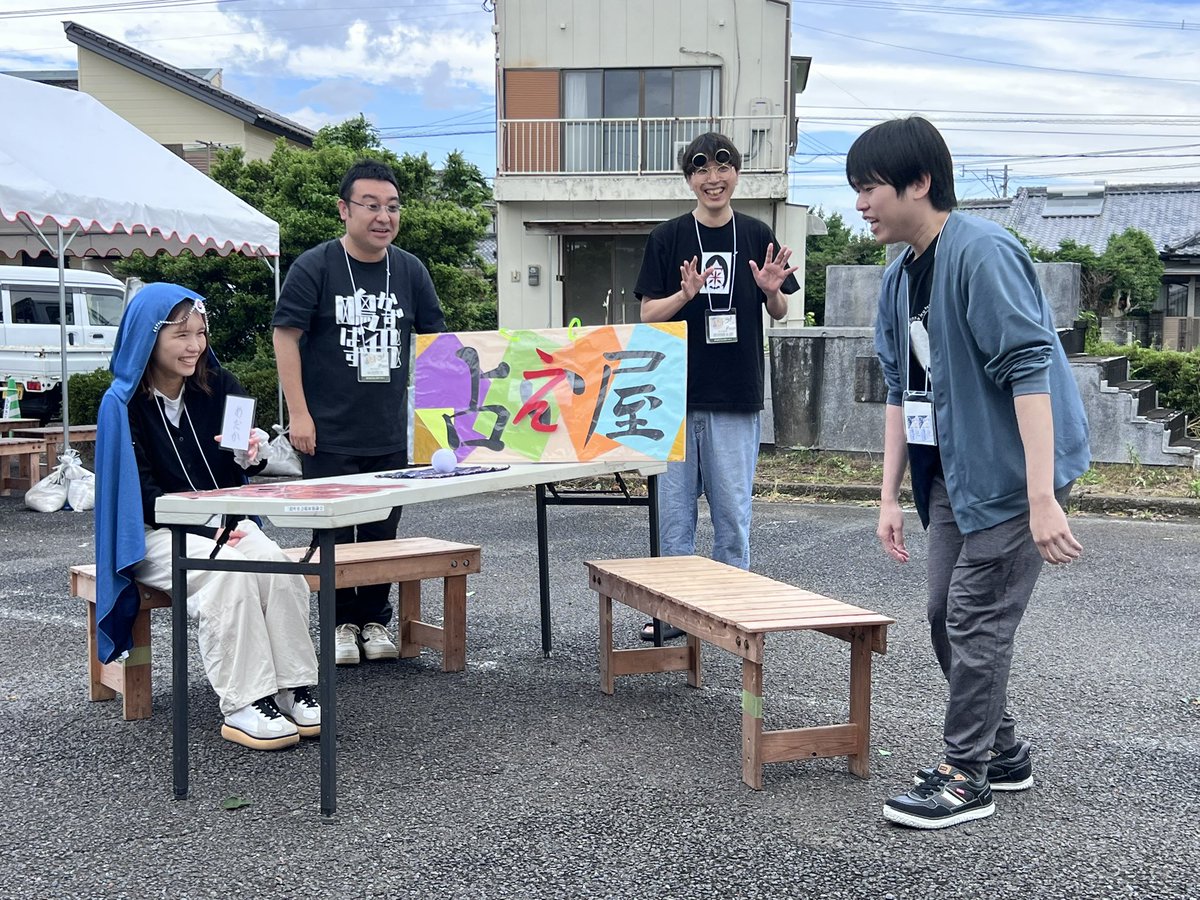 naka_toba's tweet image. 2025年、皆様お世話になりました。3月にコント、11月に本公演という、鳴かず飛ばずの2本柱をお見せできた1年でした。来年は鳴かず飛ばず20周年！お祭り騒ぎな1年にしたいと思っているので、一緒に楽しんでいただけたら。