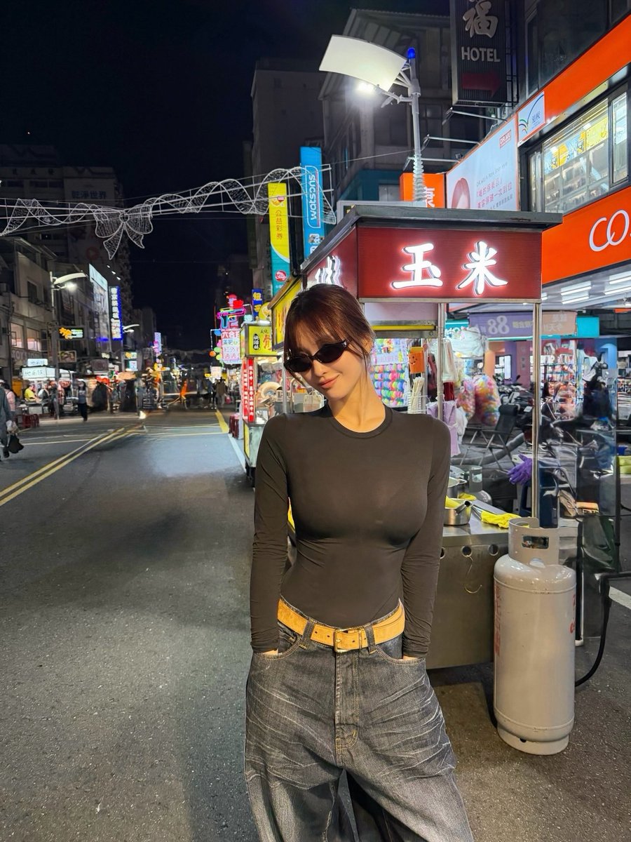 Jin🐋ᵀʷⁱᶜᵉ tweet media