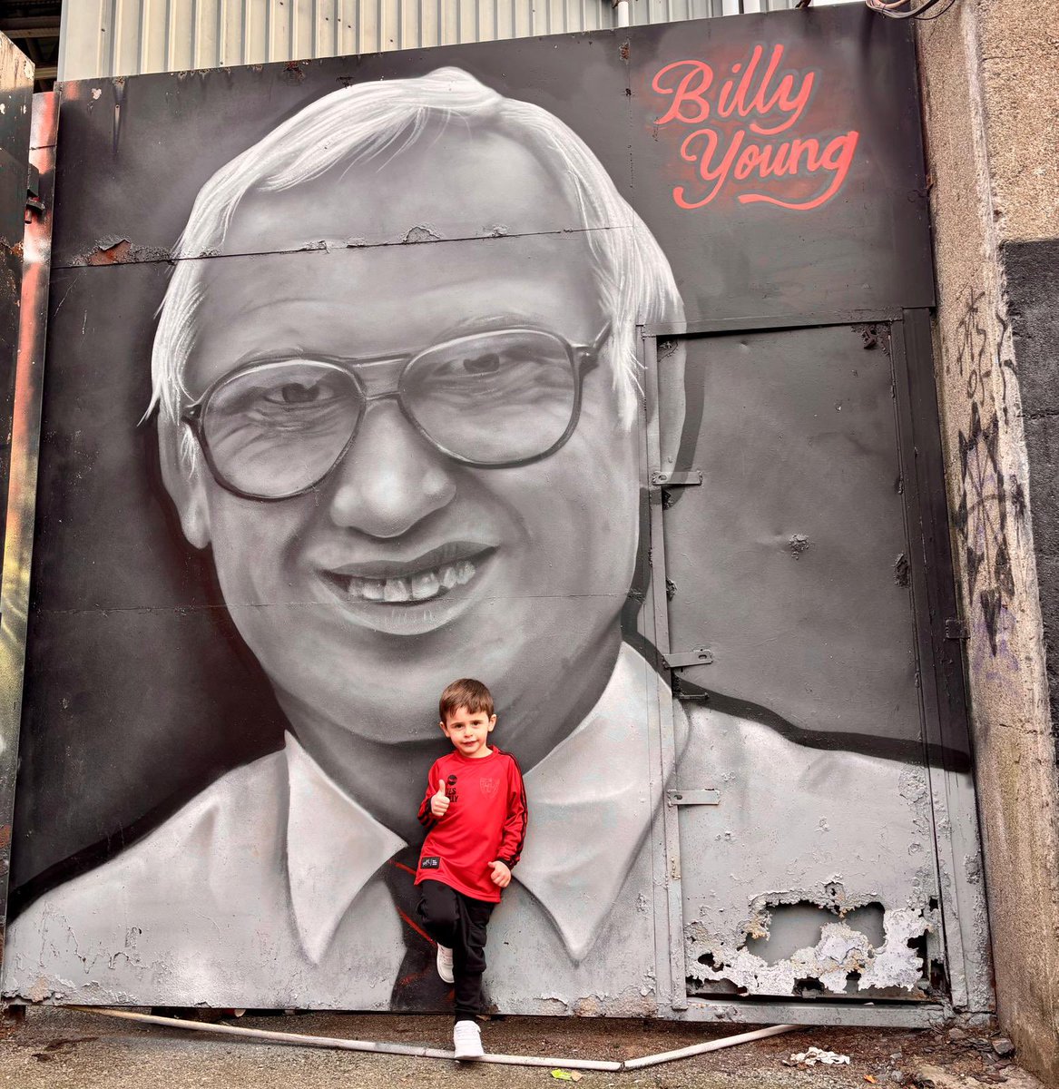 Billy Young x2 at Dalymount Park #bohs
