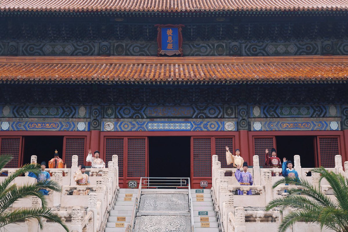 MianChengTZ's tweet photo. 2025，又是到处跑、到处搞事的一年。就以这四张图作为今年的总结罢，也希望明年会更有意思～ https://t.co/VeMObVKw31