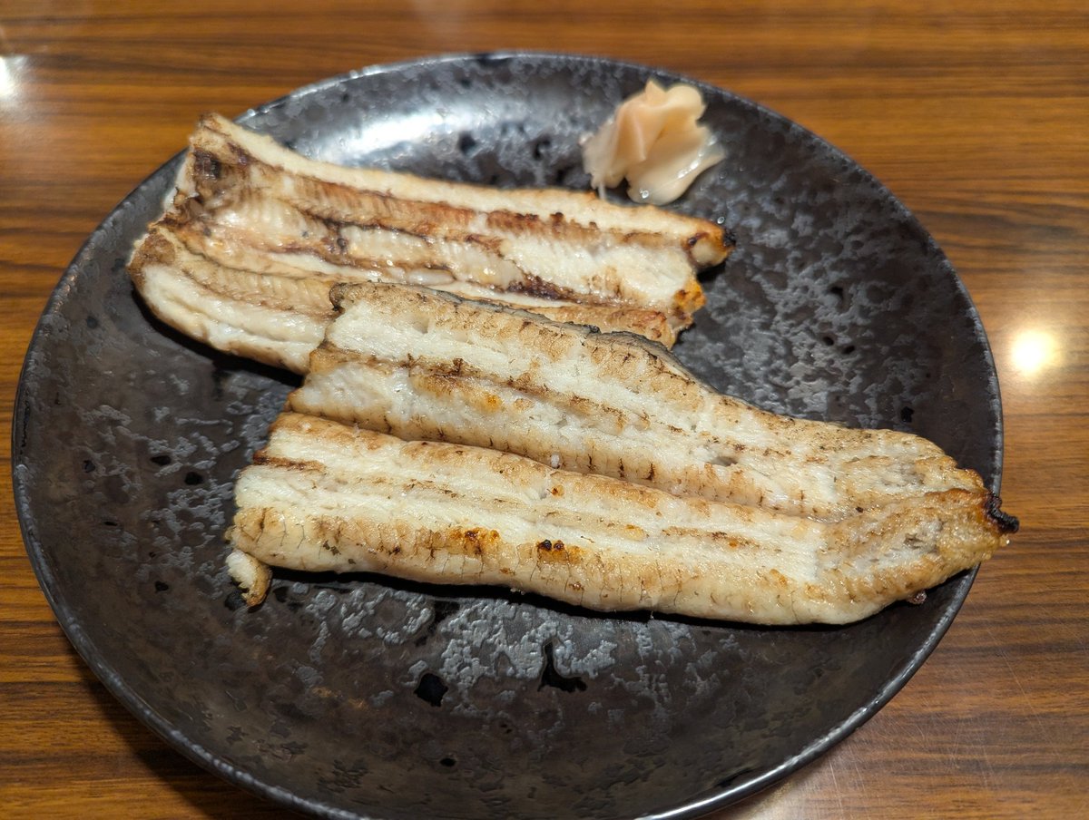 しげ tweet media