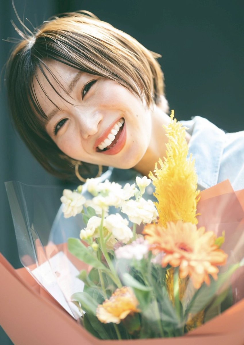 s10231102's tweet photo. 今年もあと2時間をきりました。
みなさん良いお年をお迎えください🐍
来年もよろしくお願いします🙇
 #岡崎紗絵 
 #さえ部屋 
 #観測隊 https://t.co/lMX6oRX11U