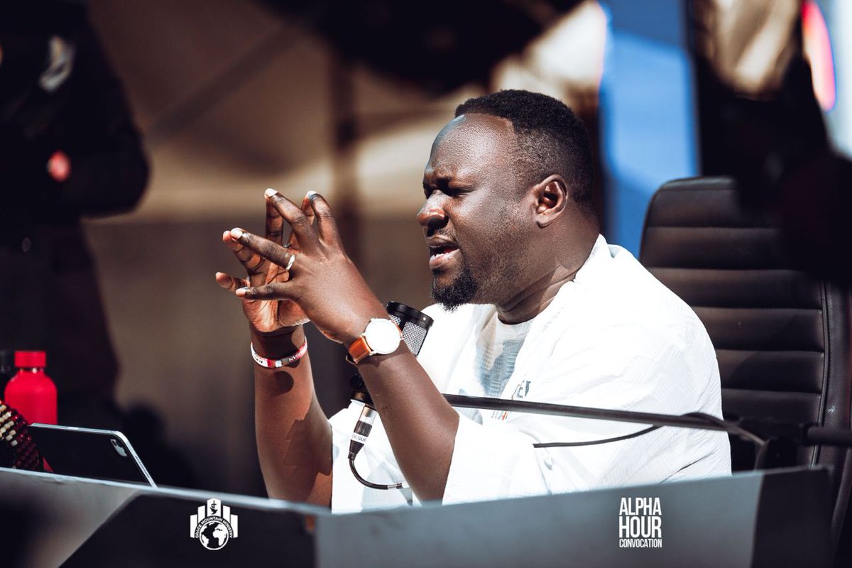 REAgyemang's tweet photo. JESUS IS STILL AT WORK. HE WILL CROSSOVER WITH US TONIGHT...

If you were among those who were locked outside the stadium, dont be perturbed. Jesus saw you and you will be surely amazed of what will happen in your life in Jesus name.

#AlphaHour #PastorElvis #AlphaHourWithPastorElvis #AHC2025 #AccraSportsStadium #AlphaHourConvocation