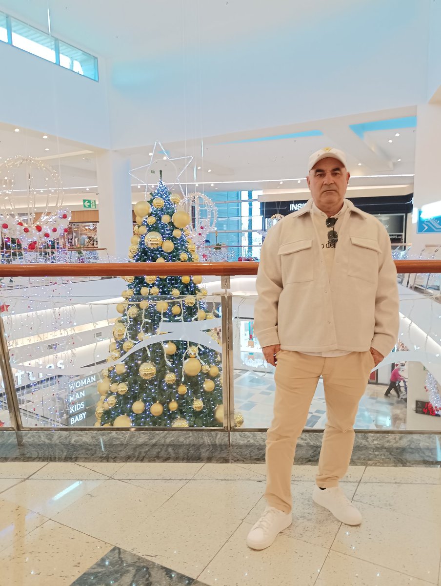 No me gusta lo centro comerciales 😢