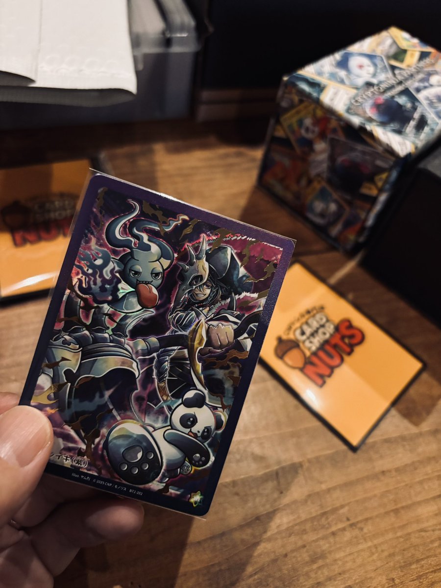 大晦日。NUTSのスリーブが届いたので、約4ヶ月ぶりにCNPトレカに触れ