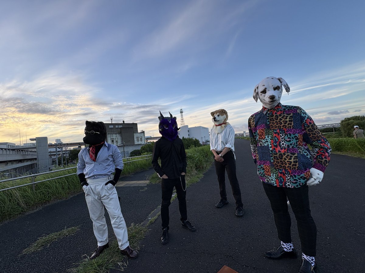 kunnpei0108's tweet photo. 今年は本当に色々な思い出を作れた一年でした、一緒に遊んでくださった皆様ありがとうございました！！
それでは皆様良いお年を！！🐕✨✨ https://t.co/3YtjBvuOol