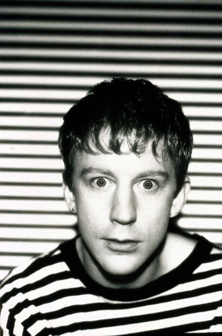 ppinkgloves's tweet image. blur band members best eras
damon: 1993
graham: 2004
alex: 2003
dave: 1991