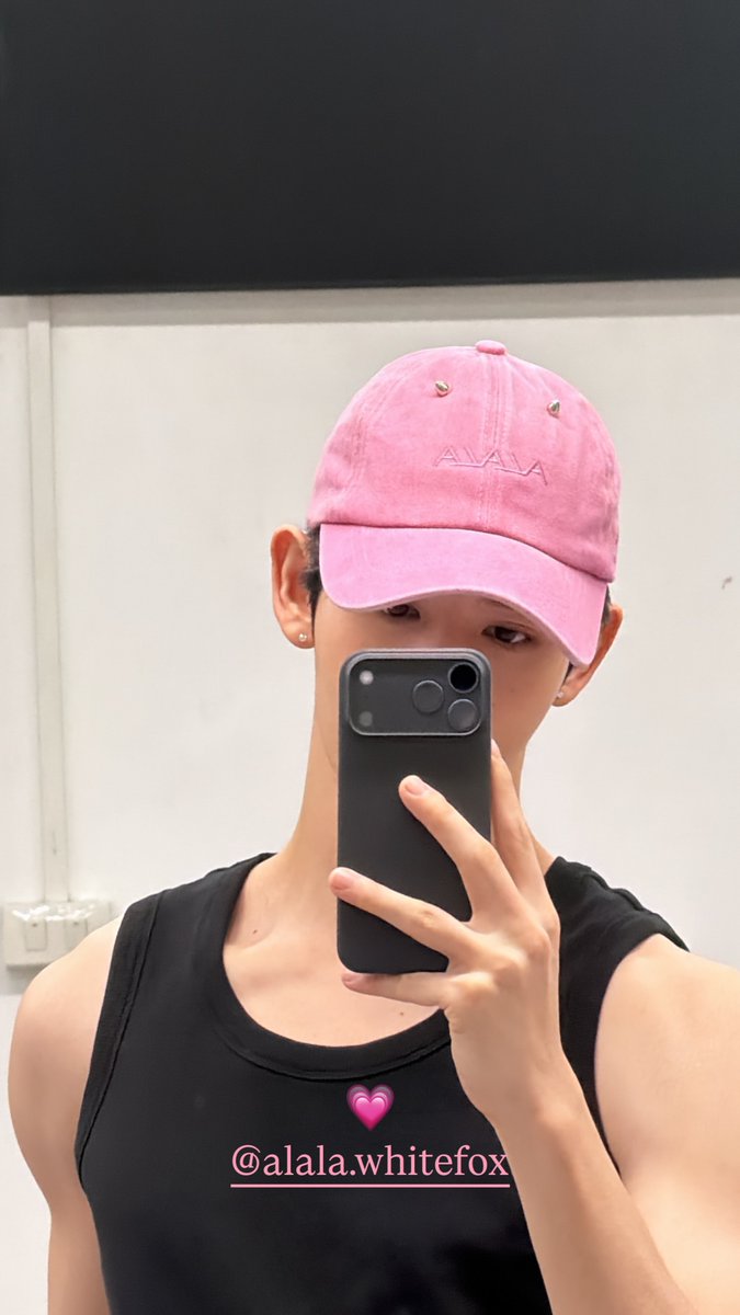 frdsyluv's tweet photo. #JSin25 ; 𝐉𝐚𝐦𝐞𝐬𝐒𝐮 𝐢𝐧 𝟐𝟎𝟐𝟓
🌼 251231
 － IG Story | cr. james.spmk

@Jamessu_w
#JamesSu #JSY https://t.co/4oINa11he6