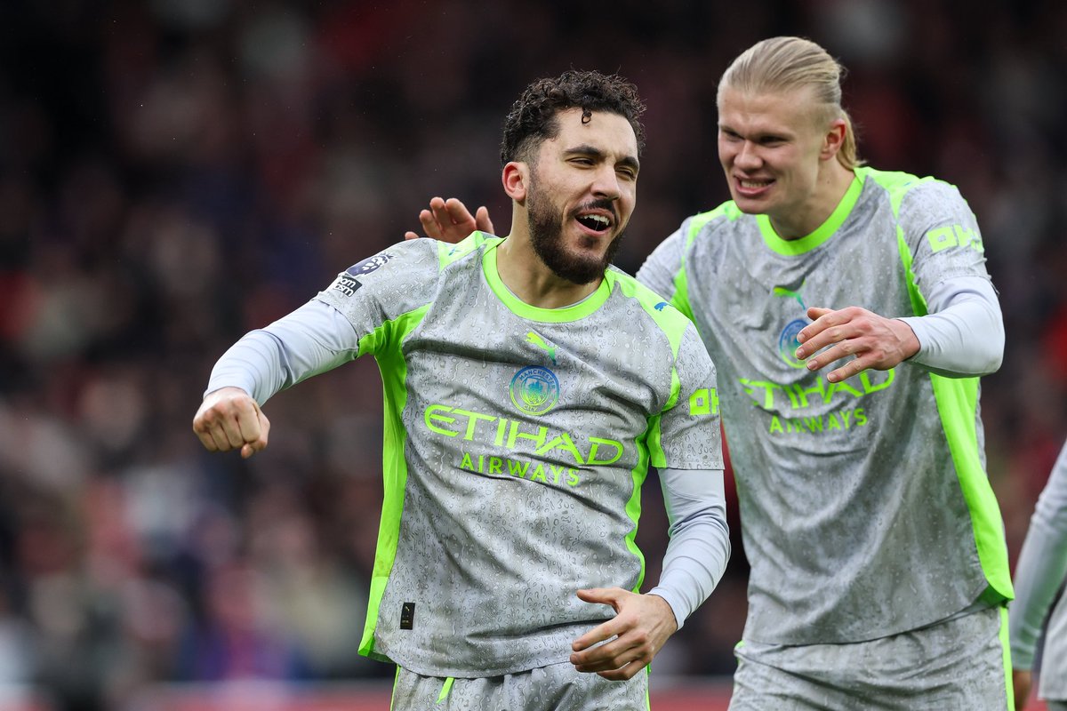 _BeFootball's tweet photo. Troy Deeney : « 𝗣𝗢𝗨𝗥 𝗠𝗢𝗜, 𝗖𝗛𝗘𝗥𝗞𝗜 🇫🇷 𝗘𝗦𝗧 𝗟𝗘 𝗠𝗘𝗜𝗟𝗟𝗘𝗨𝗥 𝗝𝗢𝗨𝗘𝗨𝗥 𝗔𝗨 𝗠𝗢𝗡𝗗𝗘 𝗔̀ 𝗥𝗘𝗚𝗔𝗥𝗗𝗘𝗥 𝗘𝗡 𝗖𝗘 𝗠𝗢𝗠𝗘𝗡𝗧. 🌍🤩

C’est le joueur le plus excitant à voir.  Cherki est devant Lamine Yamal 🇪🇸 et tous les autres. » 

(@BBCSport) https://t.co/30lXY4tHm6