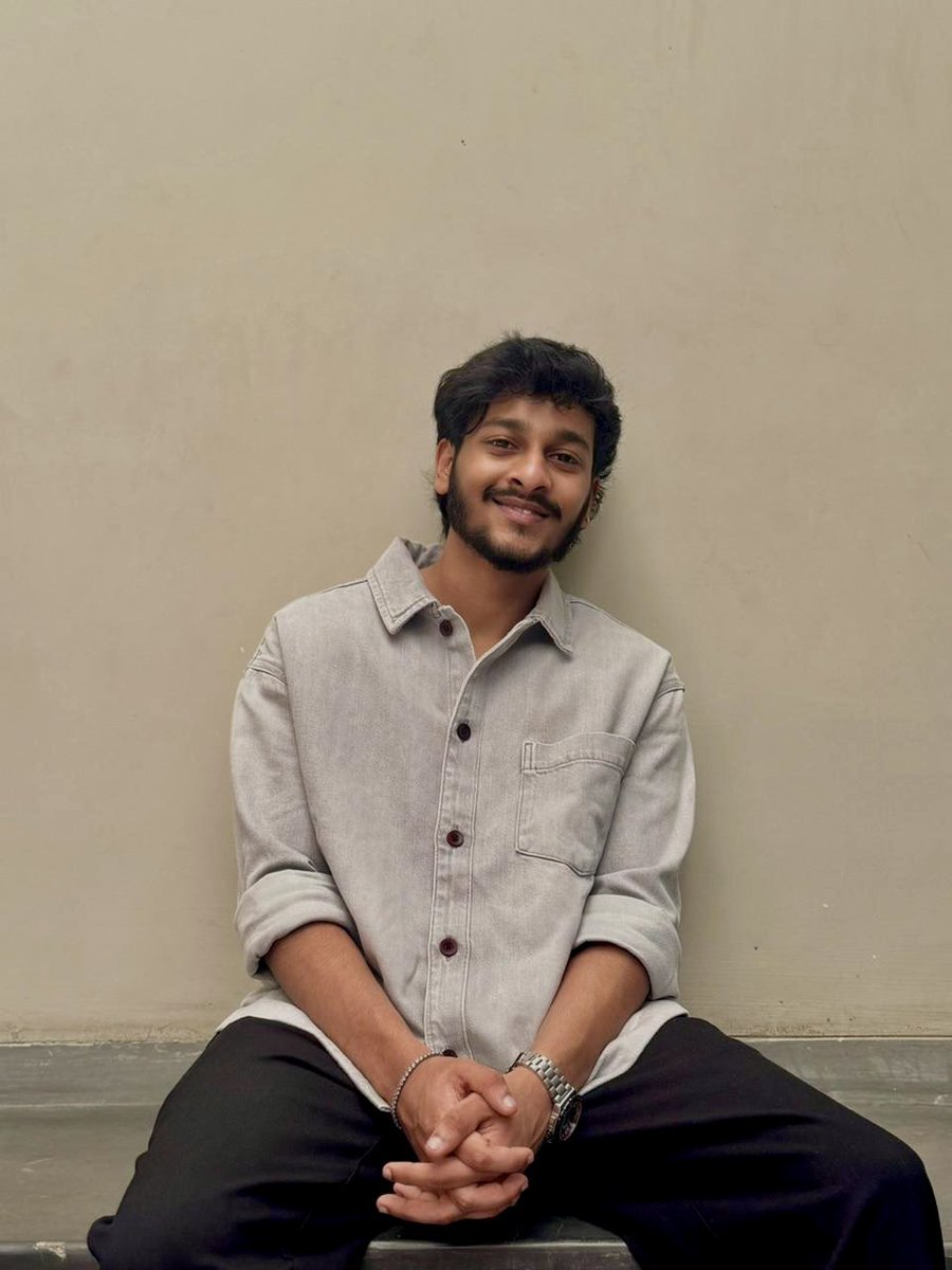 LK Akshay Kumar tweet media