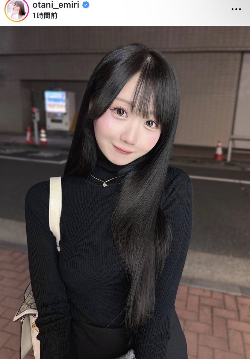 みりにゃページ みりにゃとおそろアツい😻