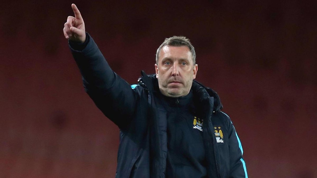 Manutd_addicts's tweet photo. 🚨🚨🚨

Eric Cantona on Jason Wilcox:

Does he even exist ? If he existed he would have seen the signs a long time ago and sacked him already , im not sure if he really exists. Either that or he is a city Agent.

#MUFC https://t.co/dHgs2xIux1