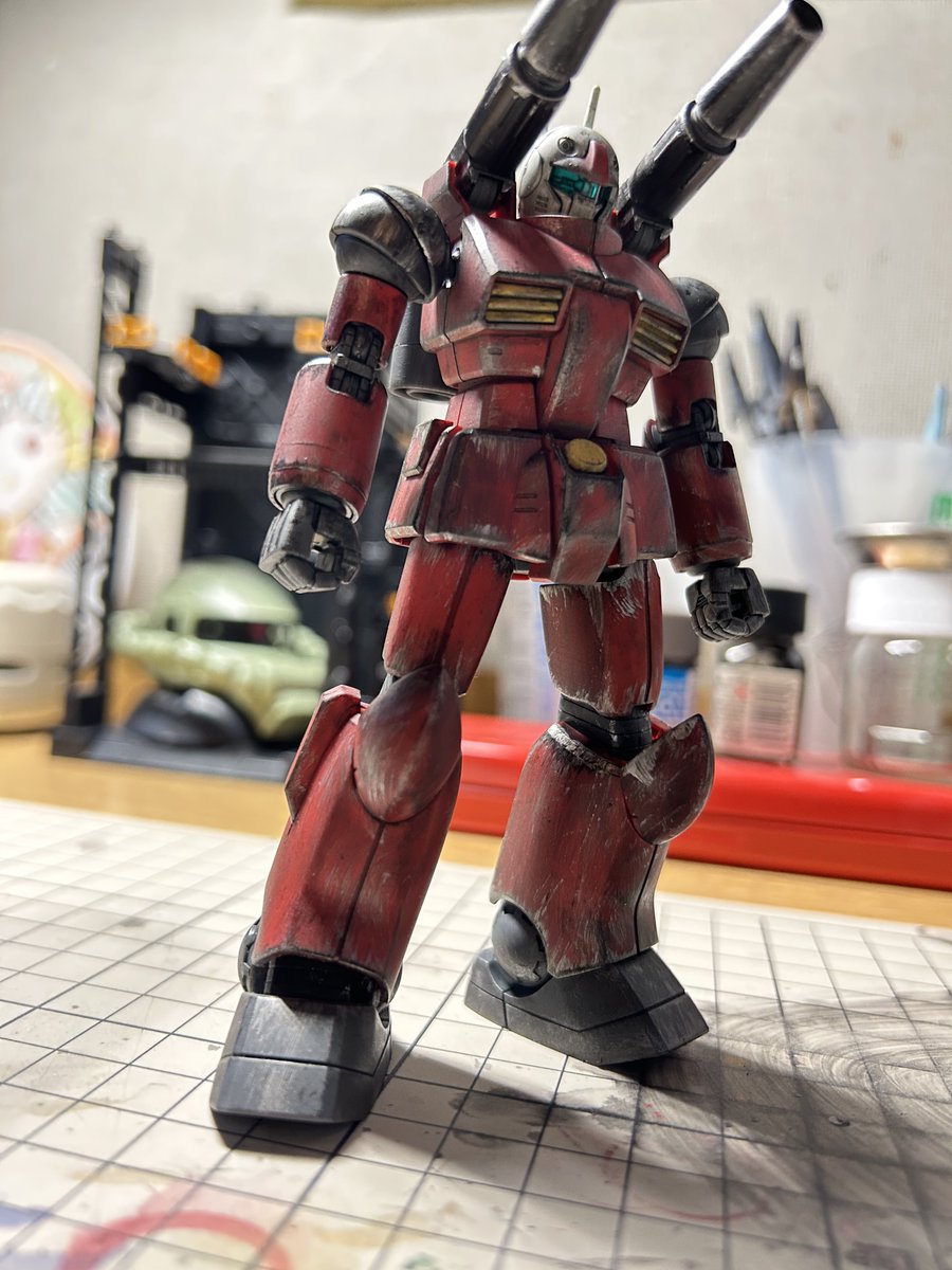 GALIL_mak1's tweet photo. 赤いのしかいない笑
 #今年も残りわずかなので作った模型を振り返る https://t.co/ZIQ8pqnr96