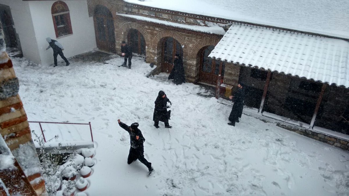 MountAthos tweet media