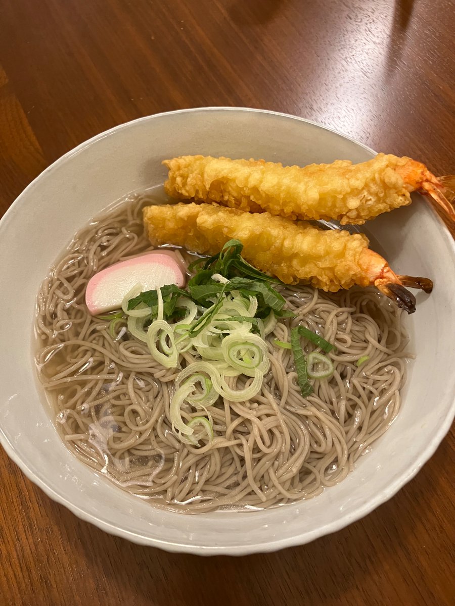 皆さんのおかげで一年走り切る事ができました。
本当にありがとうございます！
また来年も頑張っていきますので、どうぞよろしくお願いいたします。良いお年を。

今年のお蕎麦は京風のお出汁