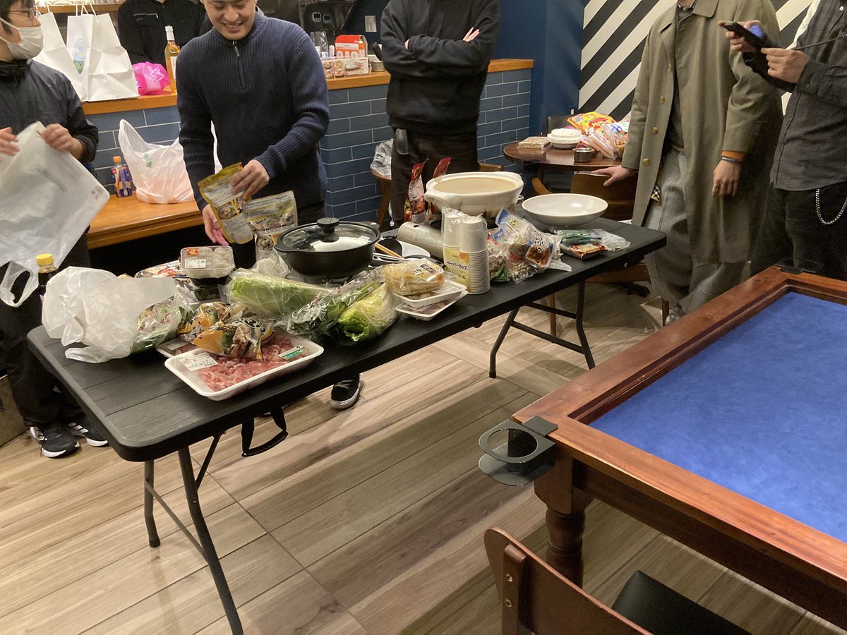 TeeGoZ's tweet image. 宴が始まる