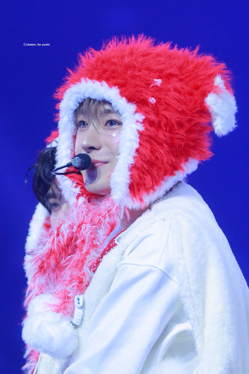 𝙘𝙝𝙖𝙩𝙤𝙣. tweet media