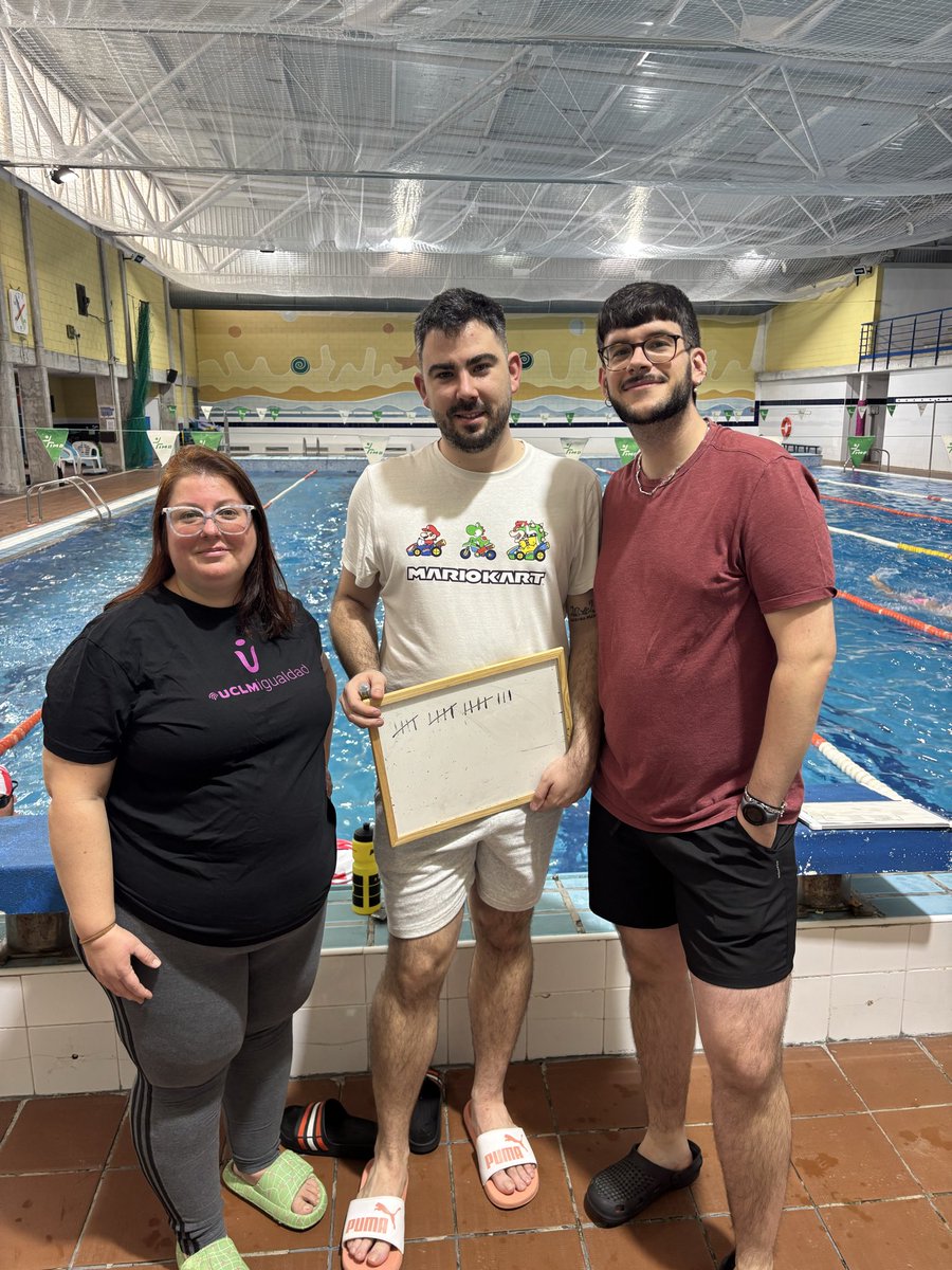 EvaGalanMoya's tweet photo. Acabando el año cómo se merece: con deporte solidario de la mano de CD Albacete Swim en beneficio de #STOPCancer para frenar el #cancercerebral #glioblastoma
Gracias a todos los que os habéis animado a nadar la #SanSilvestre
https://t.co/tAtDFxhIB8 https://t.co/ZSErWCMSCc