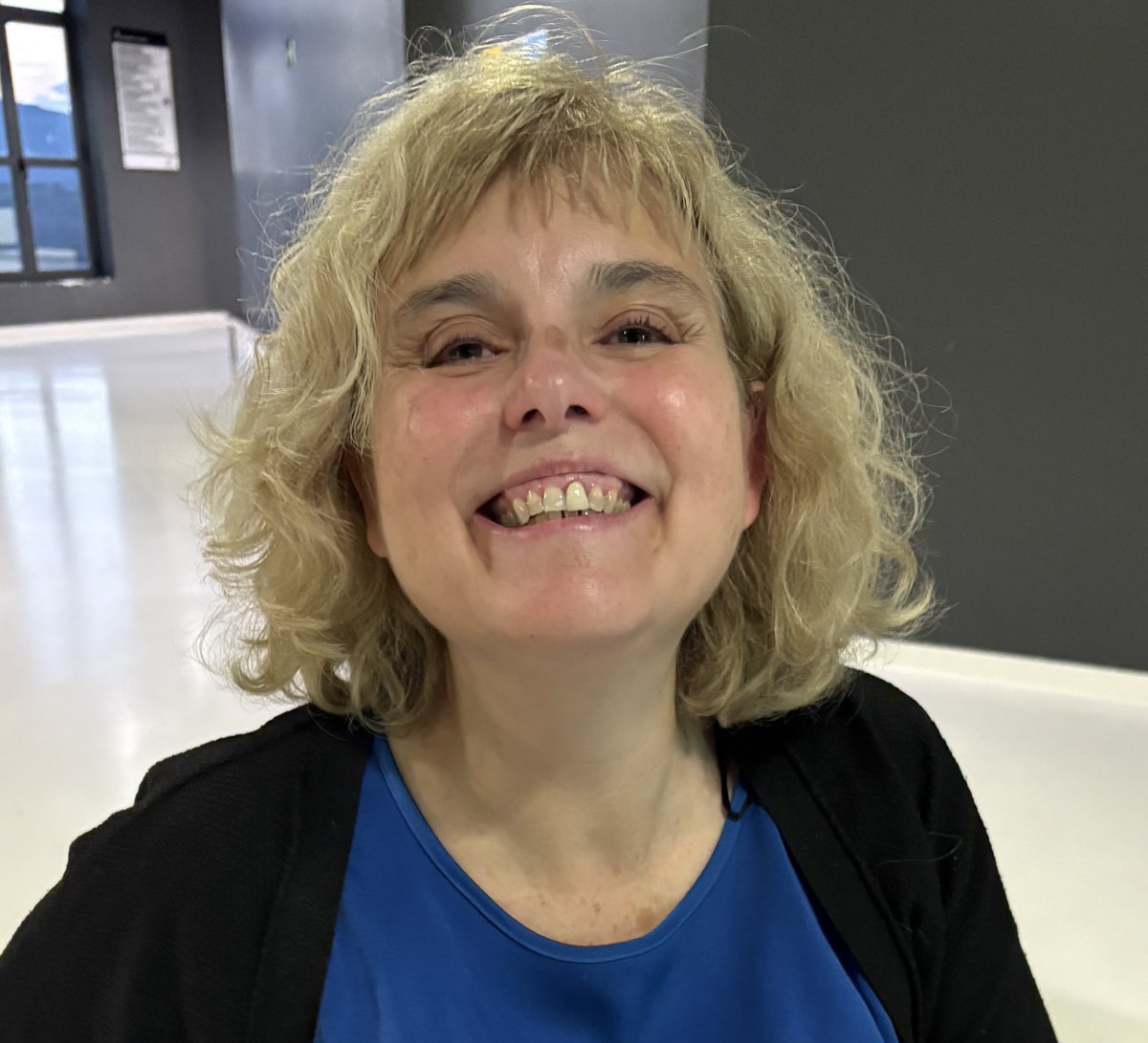 Mis logros en 2025:

He sobrevivido a un montón de complejidades burocráticas, cargas laborales y problemas personales y de salud.

Nada de esto hubiera sido posible sin las personas que me han acompañado y ayudado en el camino🫂 

GRACIAS

instagram.com/p/DS77C8fCKLv/…