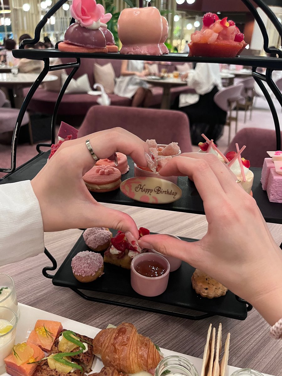 2025年は､大学生から社会人になり､
大阪から東京へ引越し､大好きな彼氏と同棲を始め､
人生で一番変化の多い一年でした🤯💖

病気になりすぎたのと､旅行に行き過ぎて､
ヲタ活に時間もお金も回せなかったのが後悔ですが､義務にしない自己満HAPPYヲタ活をモットーに来年も楽しみます🔥🎲