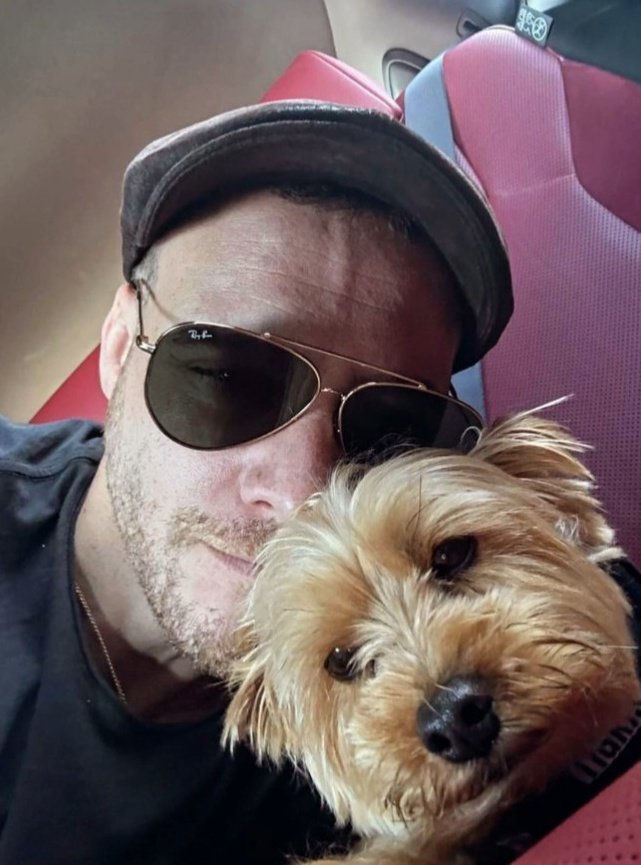 Lo más dulce del 2925🤍
Kereeeem y Hector..como se deben extrañar 🥹 ayy hectooor 
#KeremBürsin  #hector