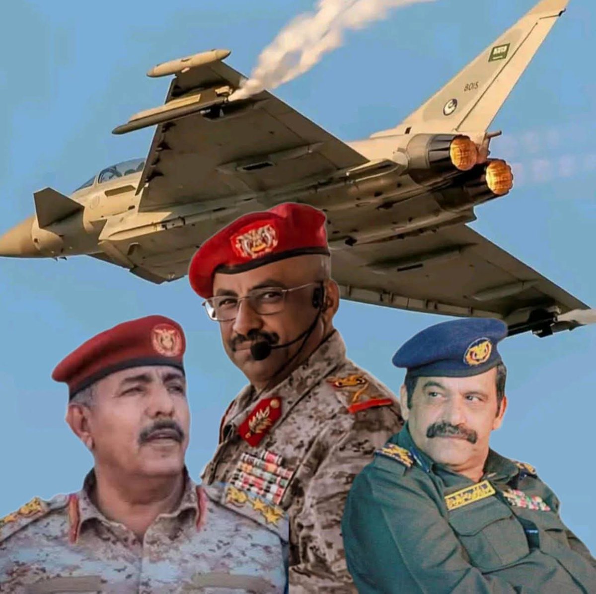 ABDULA_ALAULAQI's tweet photo. المطلوب من القيادات العسكرية الوطنية الحضرمية اليوم توجيه رسائل صوتية ومرئية ان امكن للجنود الحضارم في النخبة والوية المنطقة العسكرية الثانية  بالاستعداد  وتجهيز انفسهم لتحمل المسئولية والحفاظ على المعسكرات والعتاد العسكري والامن والنظام لانه خلال الايام القليلة القادمة ستحدث انهيارات وهروب القيادات الحضرمية العميلة لشخبوط وسيتركوا المعسكرات وقد تعم الفوضى والنهب