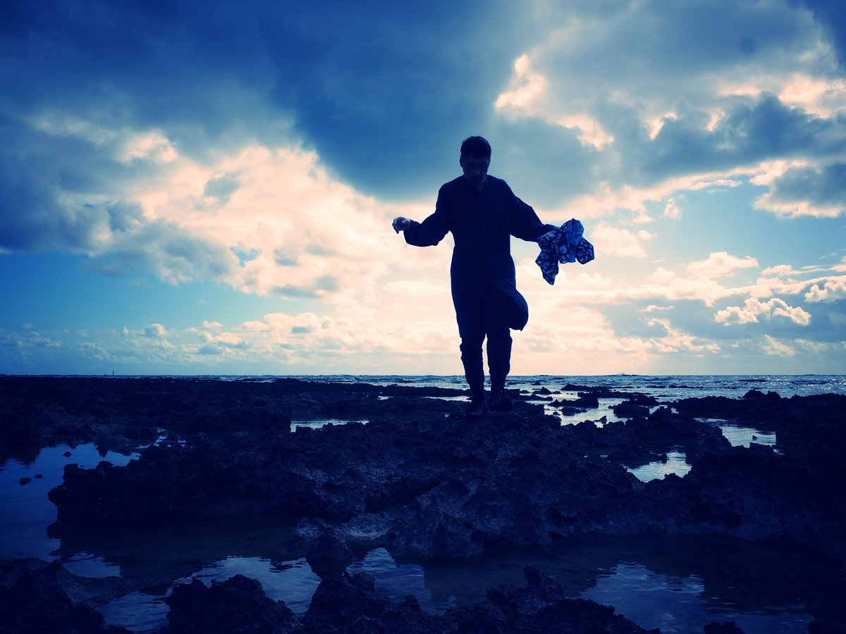 ご挨拶

2025年も、お世話になりました。

本年度は出展の連続であり、出展に
関わる関係者各位、ご来訪いただき
ました皆様にこの場をお借りし、
御礼申し上げたいかと思います。

2026年もクリエイターとして、
引き続き精進して参りたいかと
思いますのでよろしくお願い
いたします。

良いお年を。