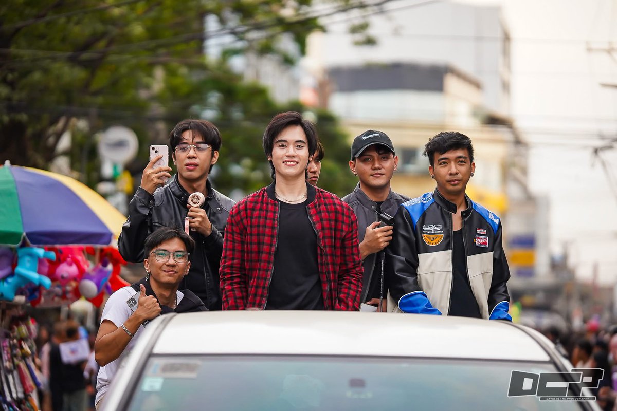 Iam_Deanpetran's tweet photo. Olongapo City Fiesta Parade 🎉
Thankyou So Much Po. Firstime To Have A Solo Float
#vivaartistagency #cityfiesta #olongapocity https://t.co/fU3d6Qaptw