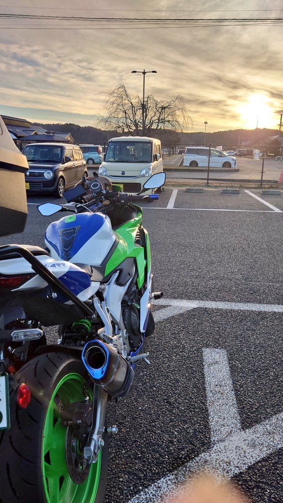 今年も残すとこ約4時間となりましたね！ とりあえず今日は、BOBBY納め