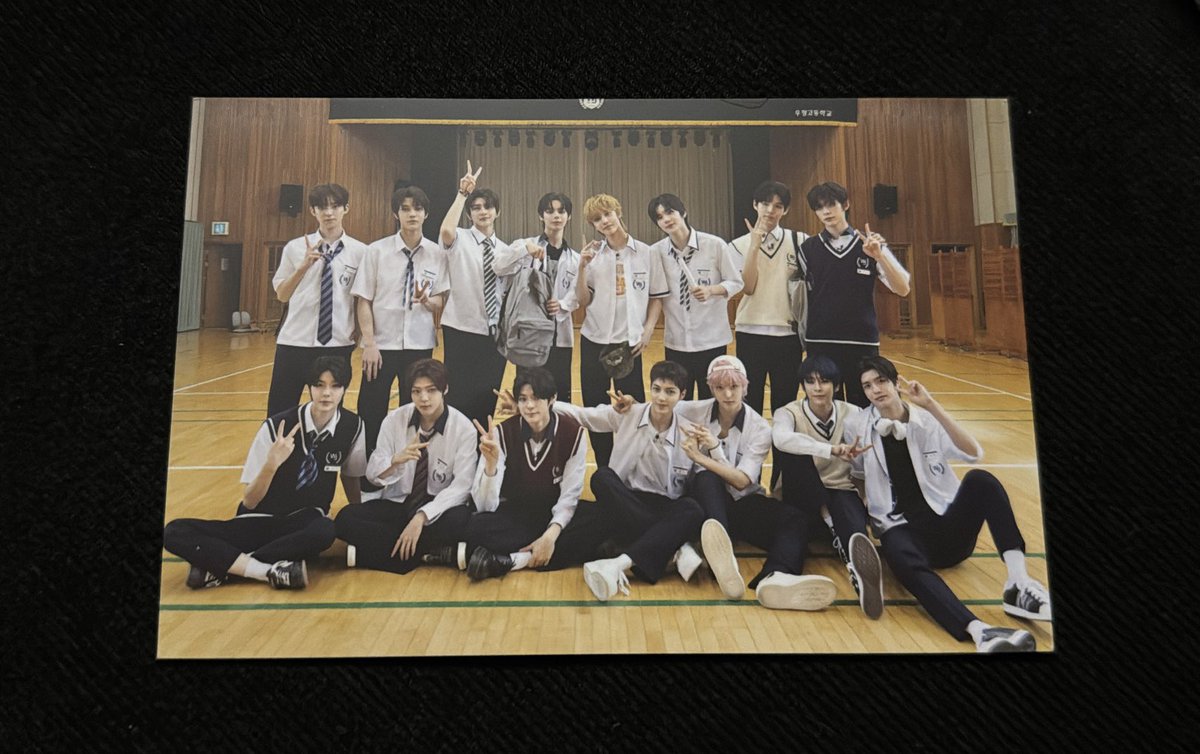 hmcentric's tweet image. so.. GOOD MORNING GUYS… LOOK WHAT I GOT ㅠㅠㅠㅠㅠ