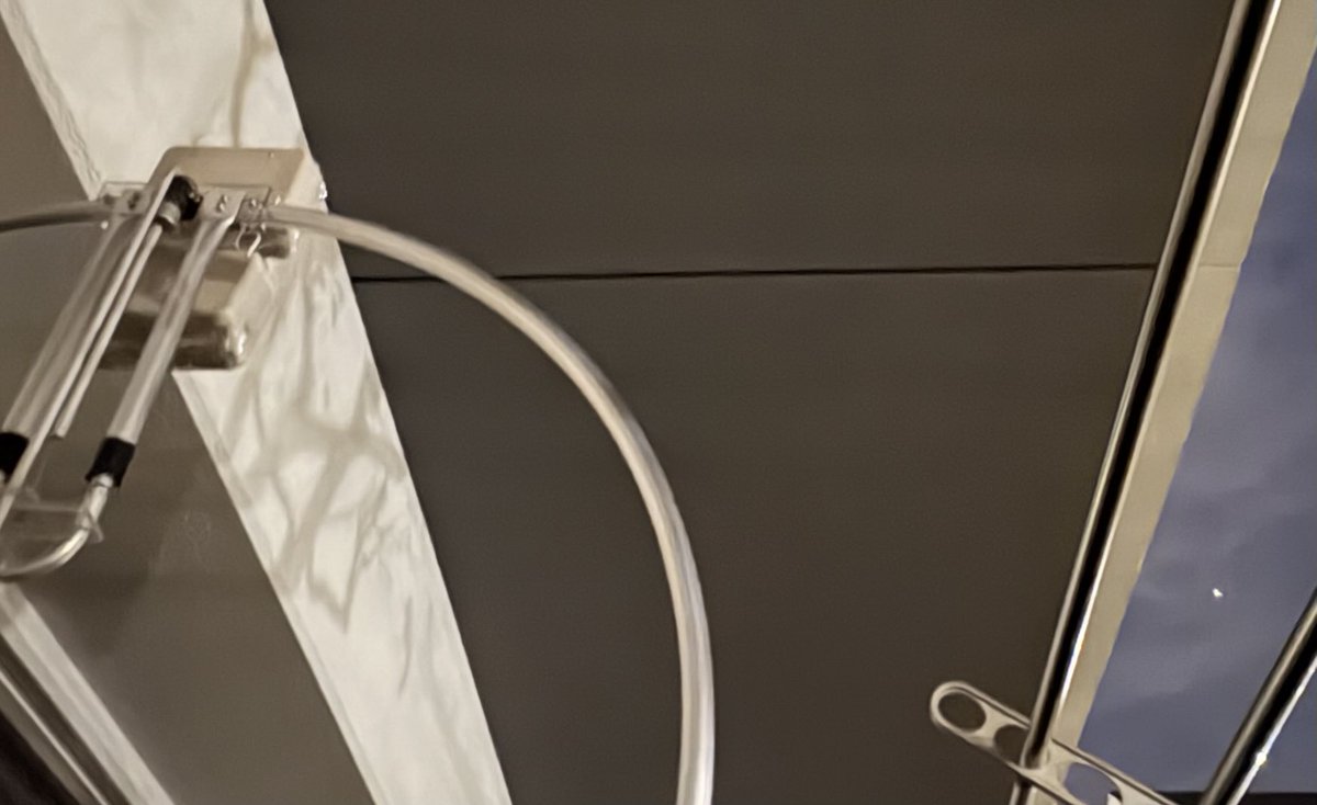 今年最後の交信は7MHz CWにて九州移動局でした。皆様、良いお年をお迎えください。MLA右側の星は木星？肉眼でも明るいから恒星かも知れません。