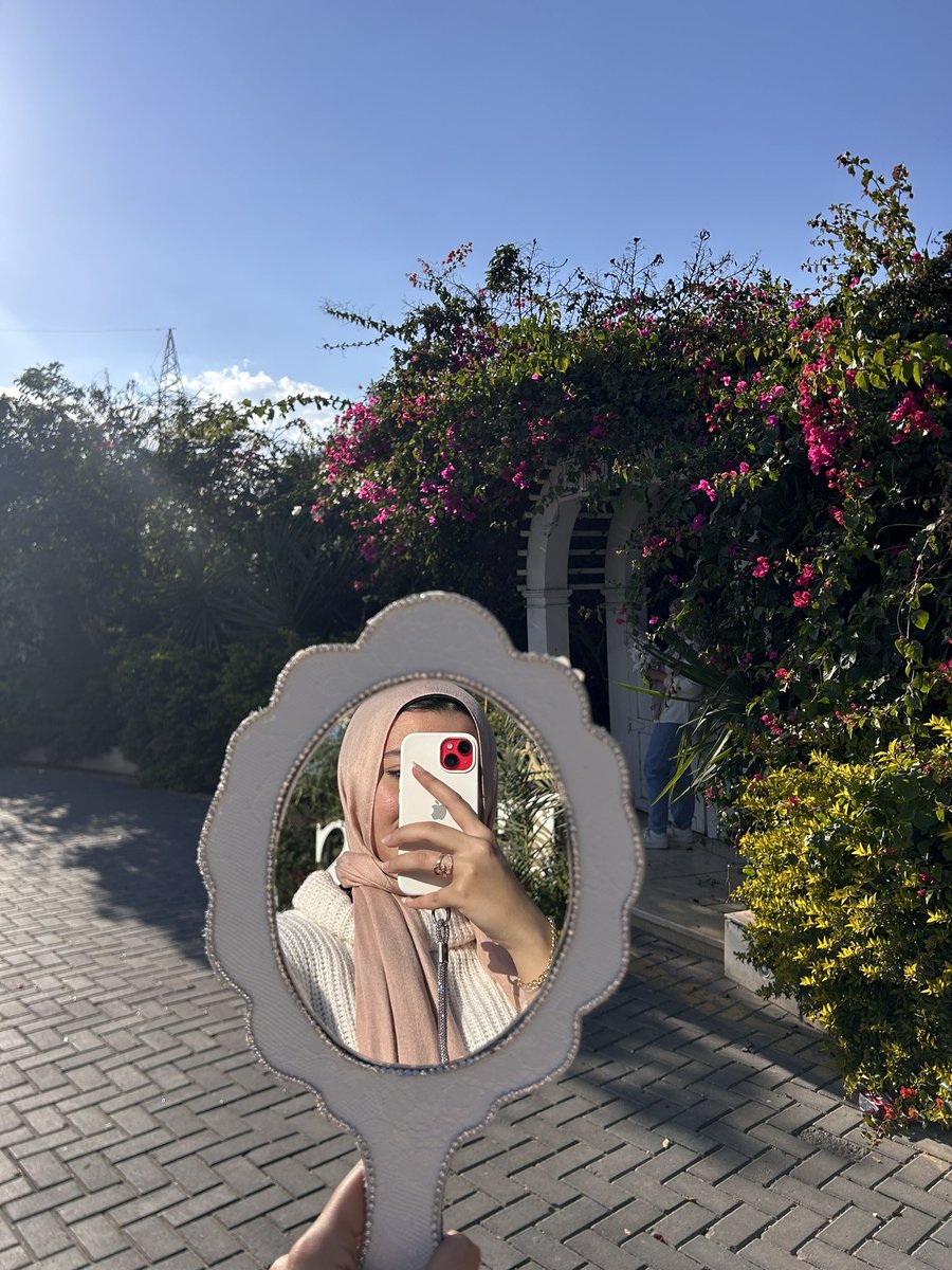 ferial_38's tweet photo. https://t.co/hfenjIyB8l