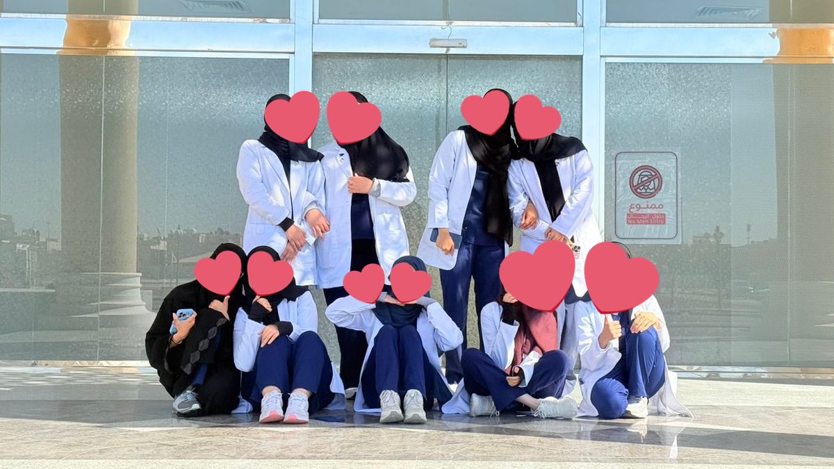 llijn5's tweet image. 75% Nurses❣️