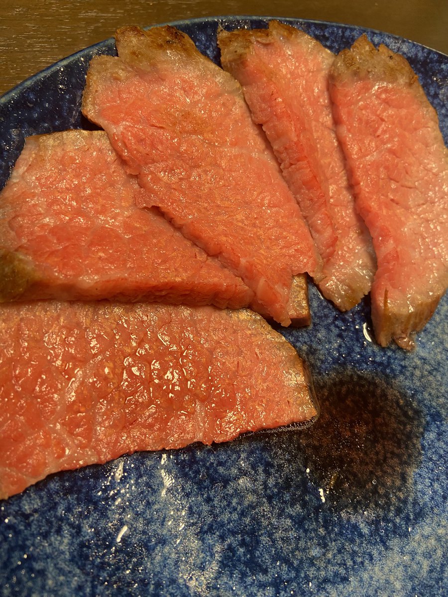 nknrip's tweet image. なんかだり〜けど肉焼いてたわ
まじ料理だり〜。