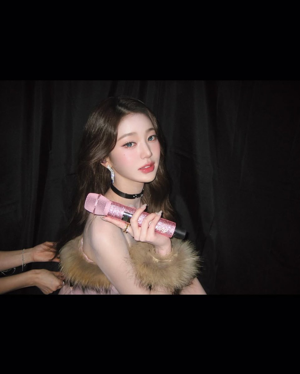 ivepics_'s tweet photo. wonyoung instagram update https://t.co/MAQGWCAeUE