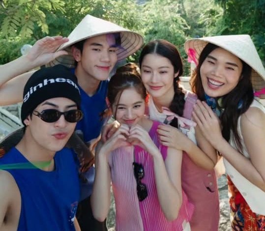 ditimine's tweet image. แม่ก๊อตจิกับน้องโฟ้ดเปิดปีด้วยกันตั้งแต่ทริป nivea แม่ใส่อีเว้นกับน้องในวันที่น้องต้องการกำลังใจโอบกอดด้วย ㅠㅠㅠㅠ และส่งท้ายปีกับทริป nekko 

@tawattannn
#Fourthnattawat #โฟร์ทณัฐวรรธน์