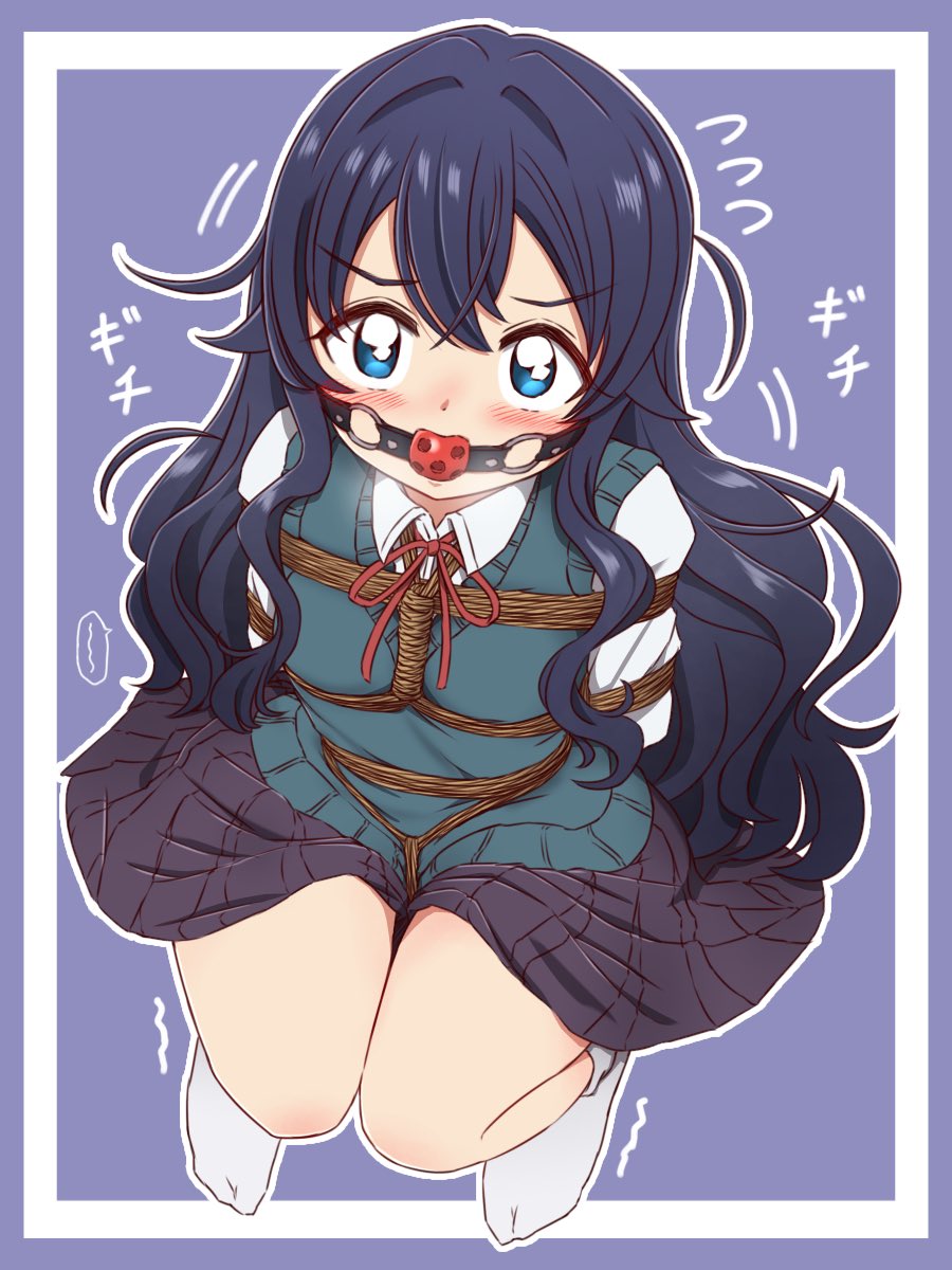 今年の4枚を二次創作で選ぶとしたらこんな感じかな～
この1年でpixivのブクマ数2000&3000を初達成させていただきまして、誠にありがとうございました🙏 