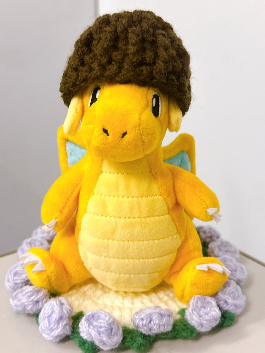 お友達がカイリューのぬい撮りのために
ブーケコースターを編んでくれたよ💐

帽子じゃなくて籠だよ カイリュー🧺