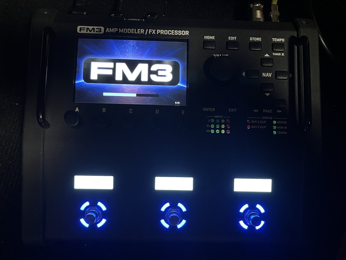 今年買って良かった物ナンバーワンは間違いなくFM3ですね！機材搬入のストレスが一気に減りました！音も良いし

また来年もよろしくお願いします🙇
良いお年を！
