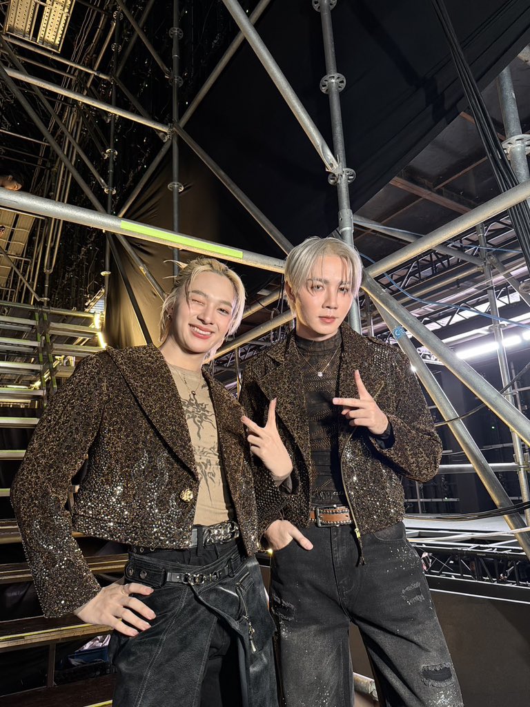 ตื่นเต้นๆๆๆๆ ซนซนพร้อมกันยังค้าา😳😳😳😳
ZEENUNEW COUNTDOWN ICONSIAM
#ZEENUNEWxICONSIAM
#Count...